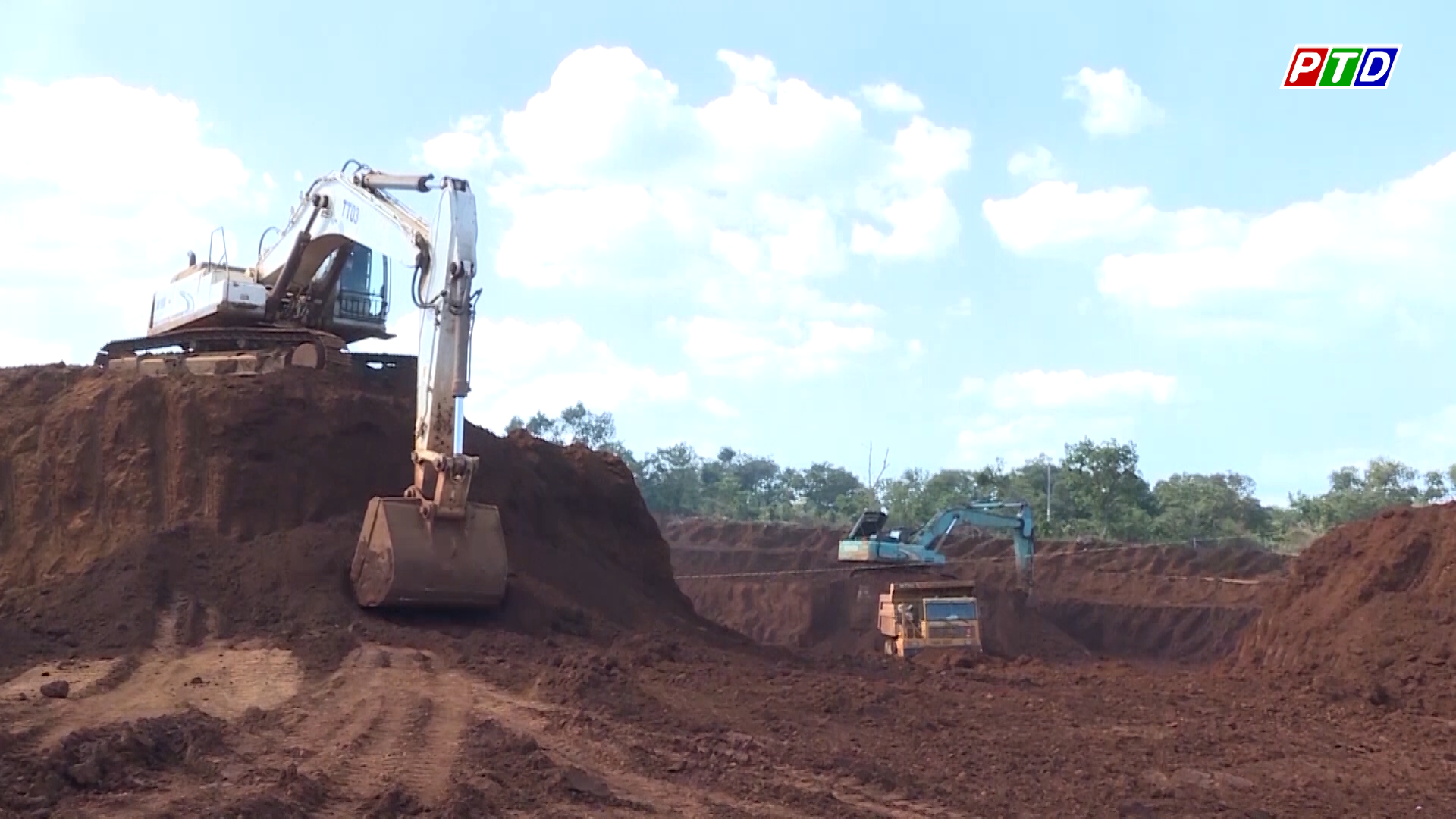 Chuẩn bị đầy đủ các điều kiện cho việc triển khai thực hiện các dự án khai thác, chế biến quặng bô xít