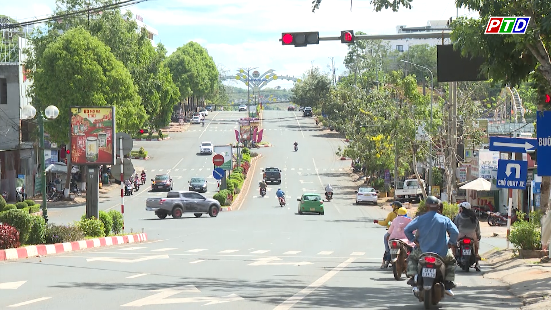 Nghị định 168 - Thay đổi nhận thức người dân về chấp hành đèn tín hiệu giao thông